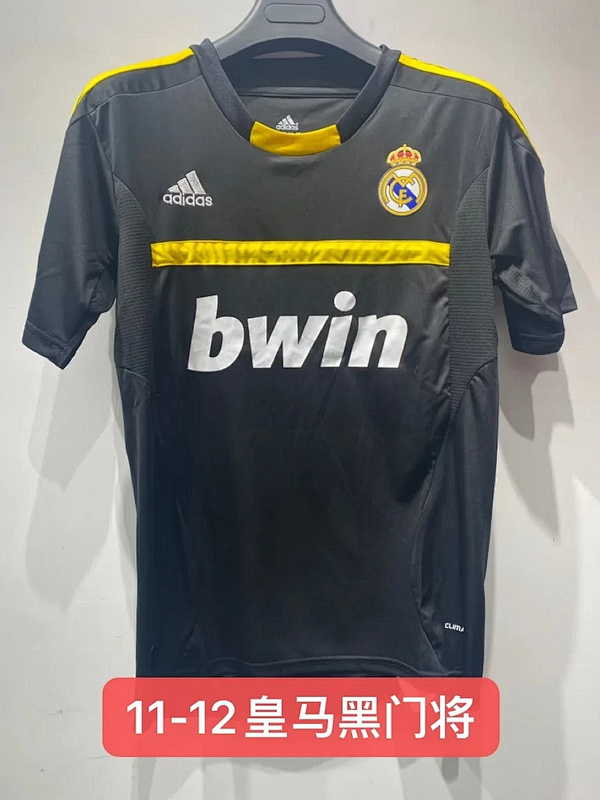 2011-12 Real Madrid Goalkeeper Black Retro Jerseys