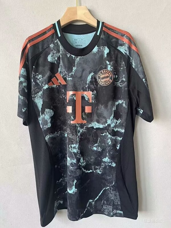 24-25 Bayern Away Jerseys