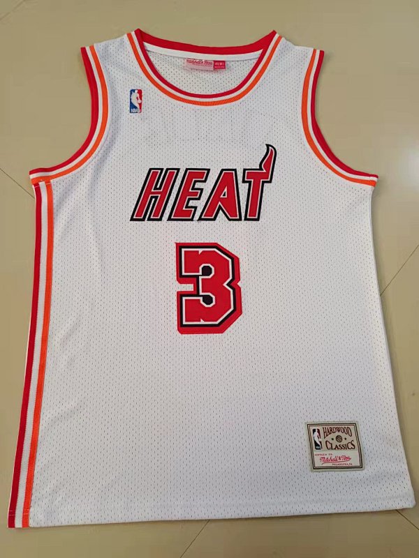Heat #3 Retro Embroidery