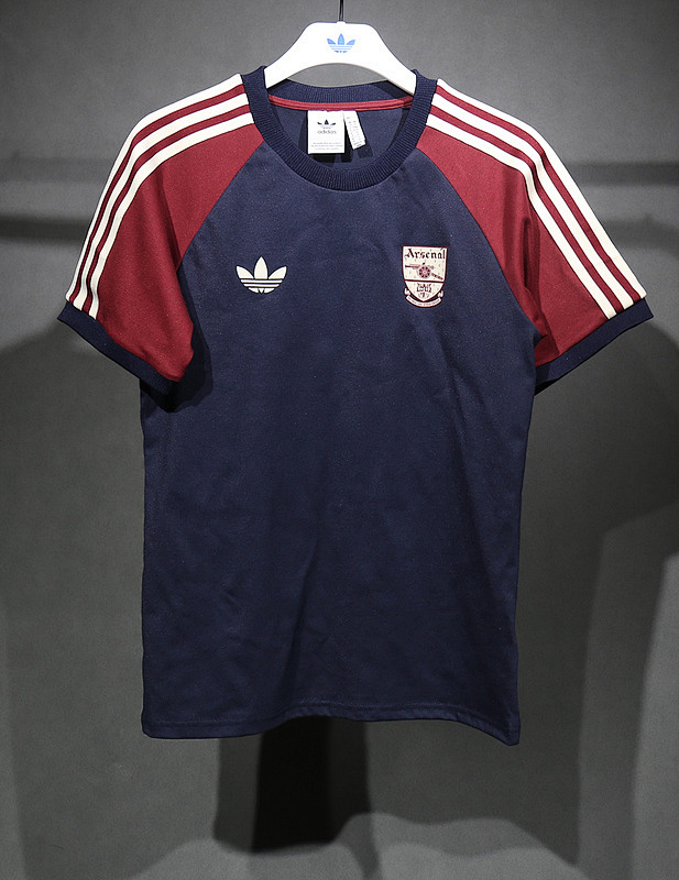 25-26 Arsenal Retro Jerseys